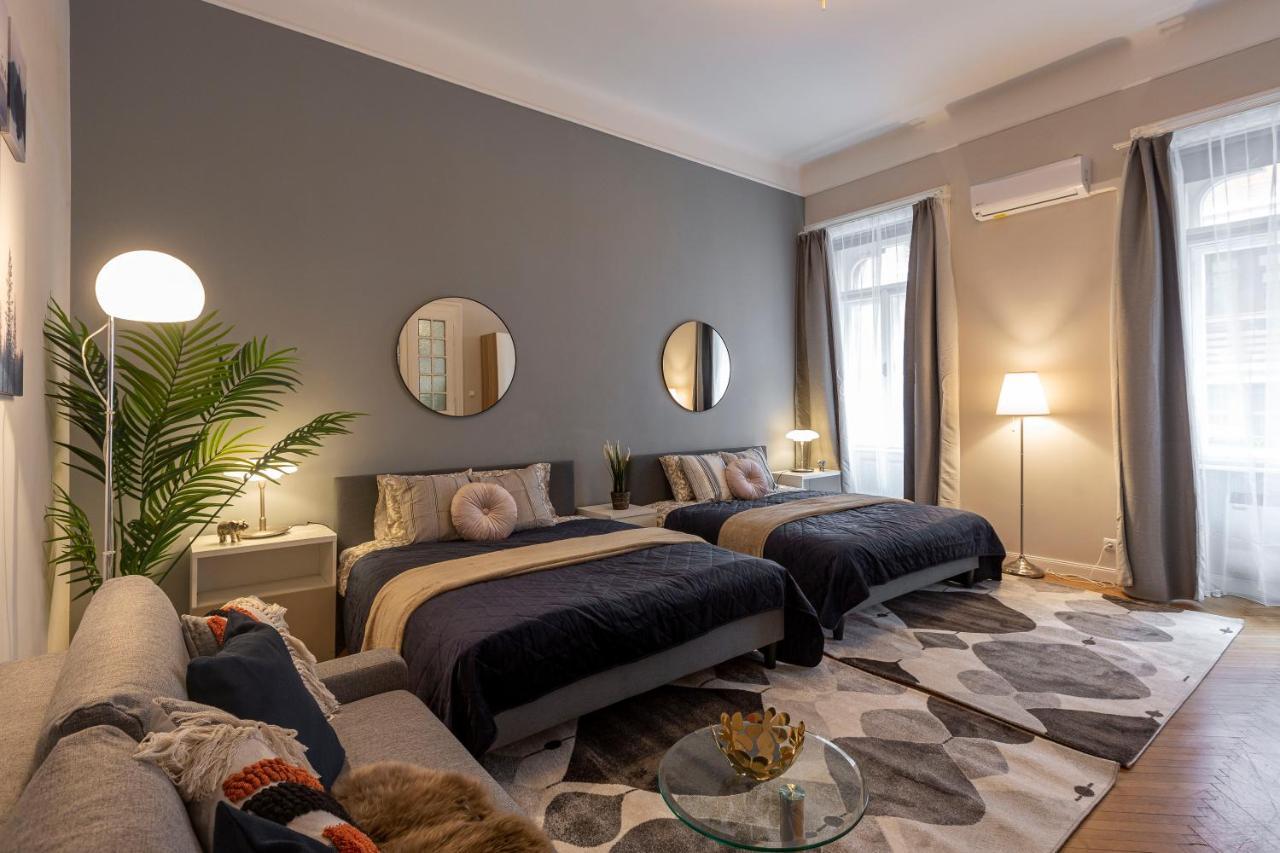 Spacious & Cozy Downtown Apartment With Balcony Budapest Exterior foto